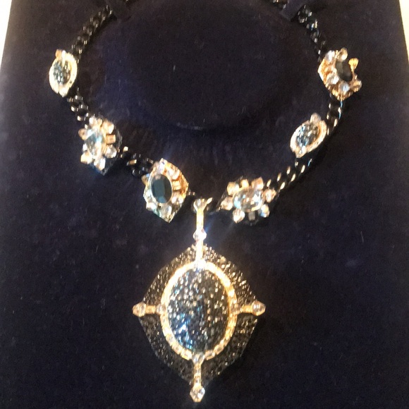 Authentic Swarovski Collar Necklace. With Big detachable brooch - Picture 2 of 12